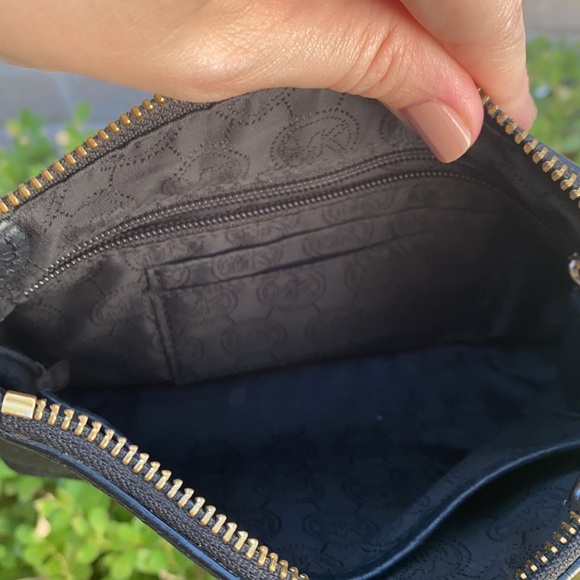 Michael Kors black pebbled leather crossbody bag purse - Picture 7 of 12